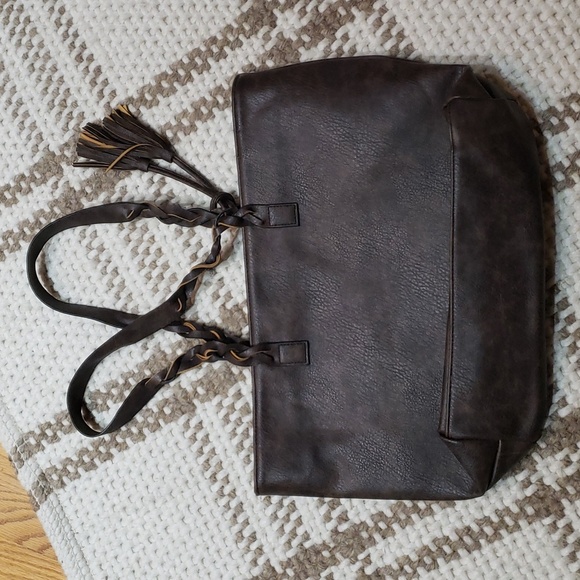 New Faux Leather Tote Bag - Picture 2 of 3